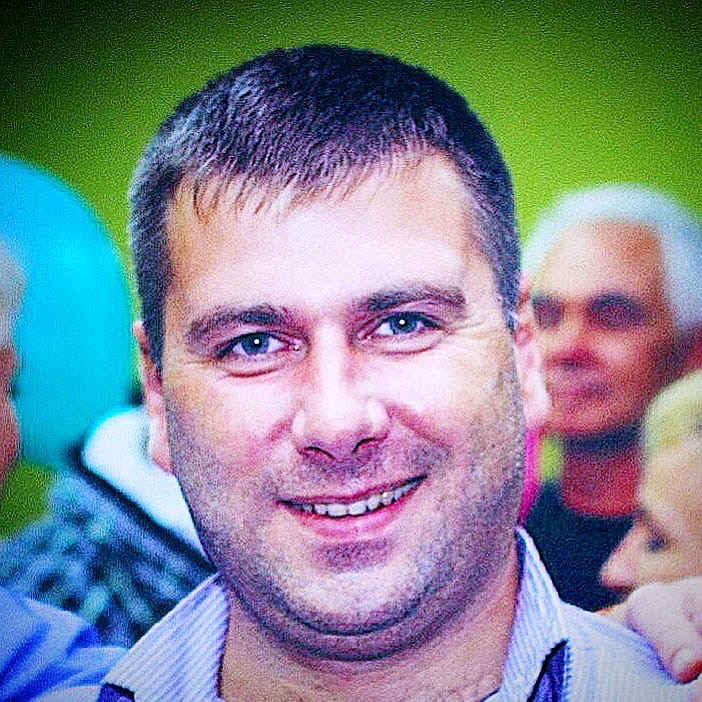 Дмитрий Счастливцев